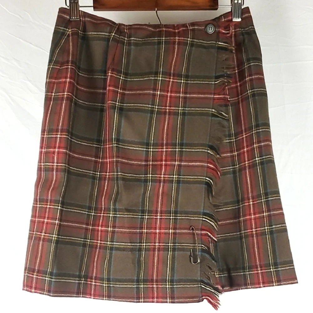 Vintage Rafaella Plaid Wool Skirt With Oversize Safety‎ Pin